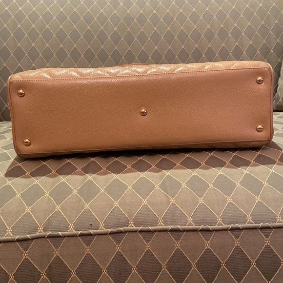 Authentic Chanel bowler bag - Picture 5 of 16